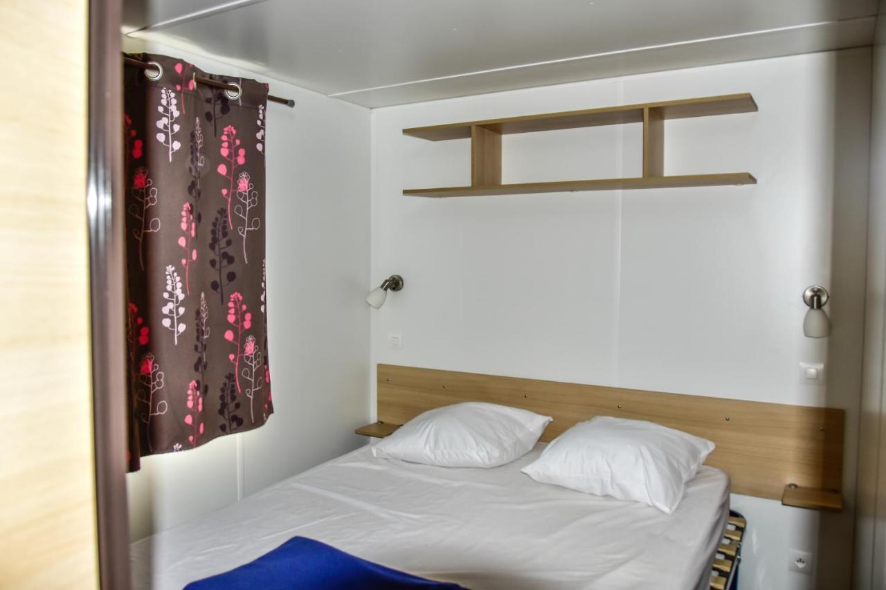 Camping Du Lion Bourg-Saint-Andéol Exterior foto